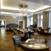 A4A22DB5-377E-41D0-847C-C2B7E542C22B_1_201_a